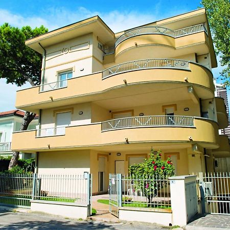 Apartamento Residenza Raggio Riccione Exterior foto