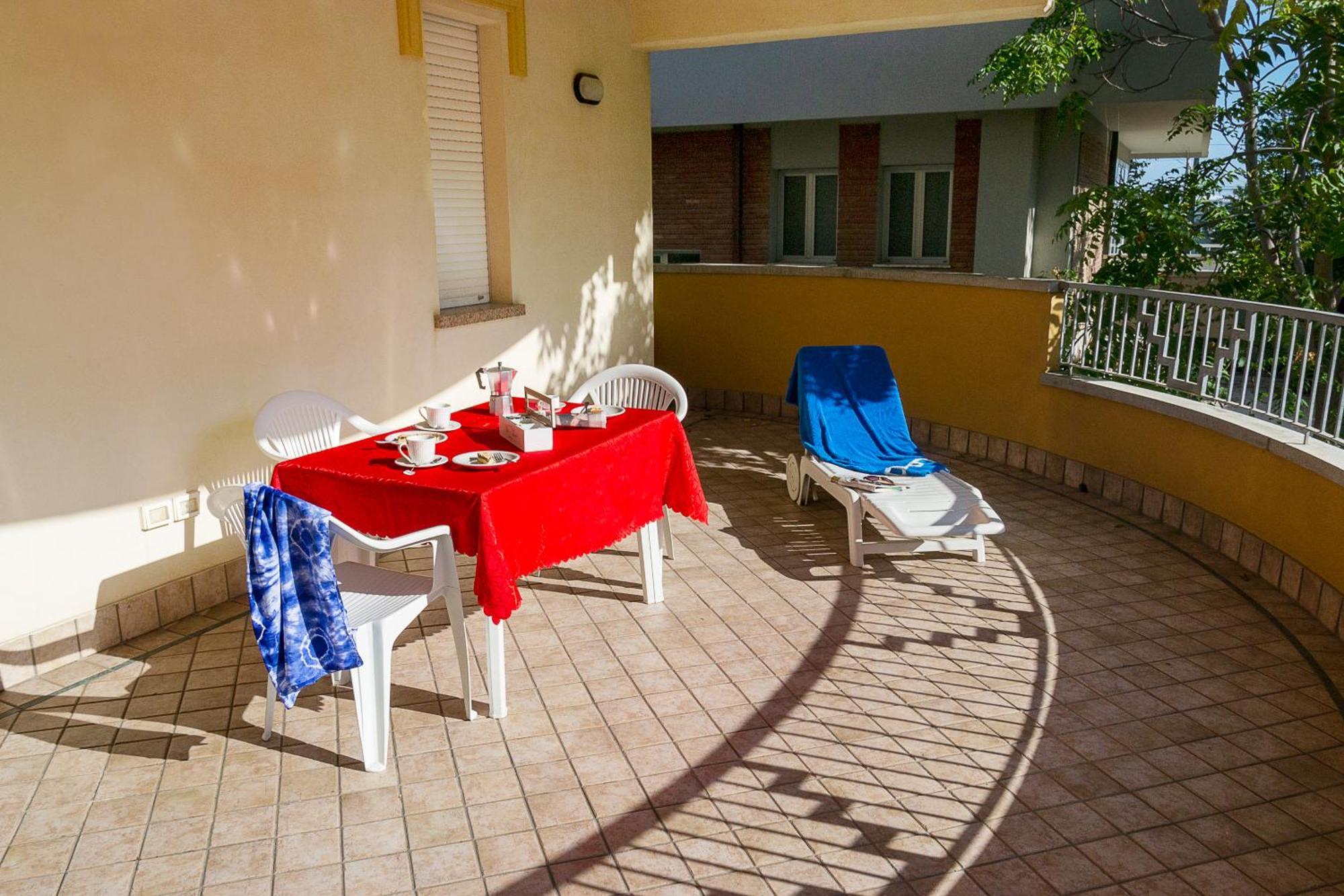 Apartamento Residenza Raggio Riccione Exterior foto