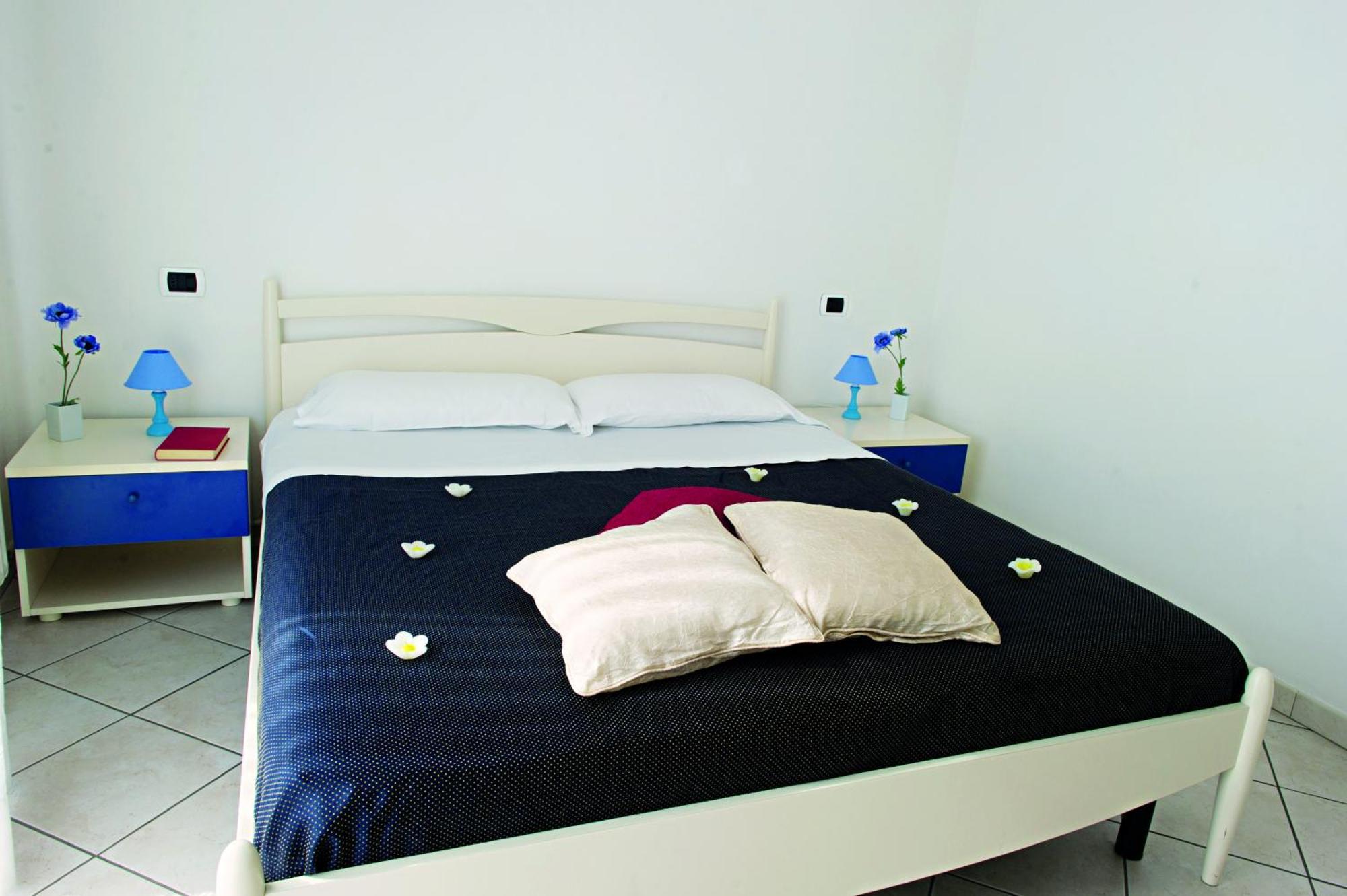 Apartamento Residenza Raggio Riccione Exterior foto